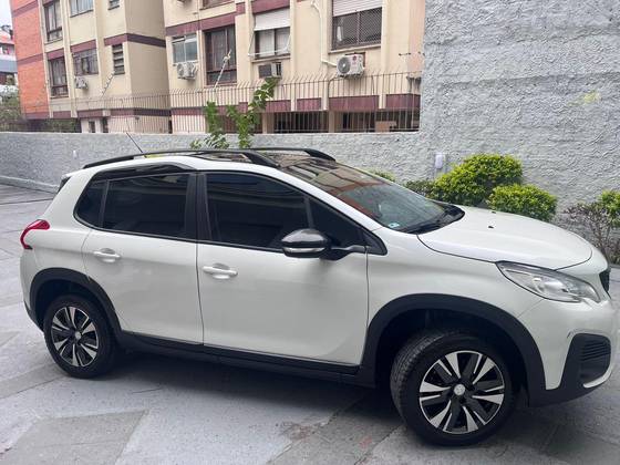 PEUGEOT 2008 1.6 16V THP FLEX GRIFFE 4P AUTOMÁTICO